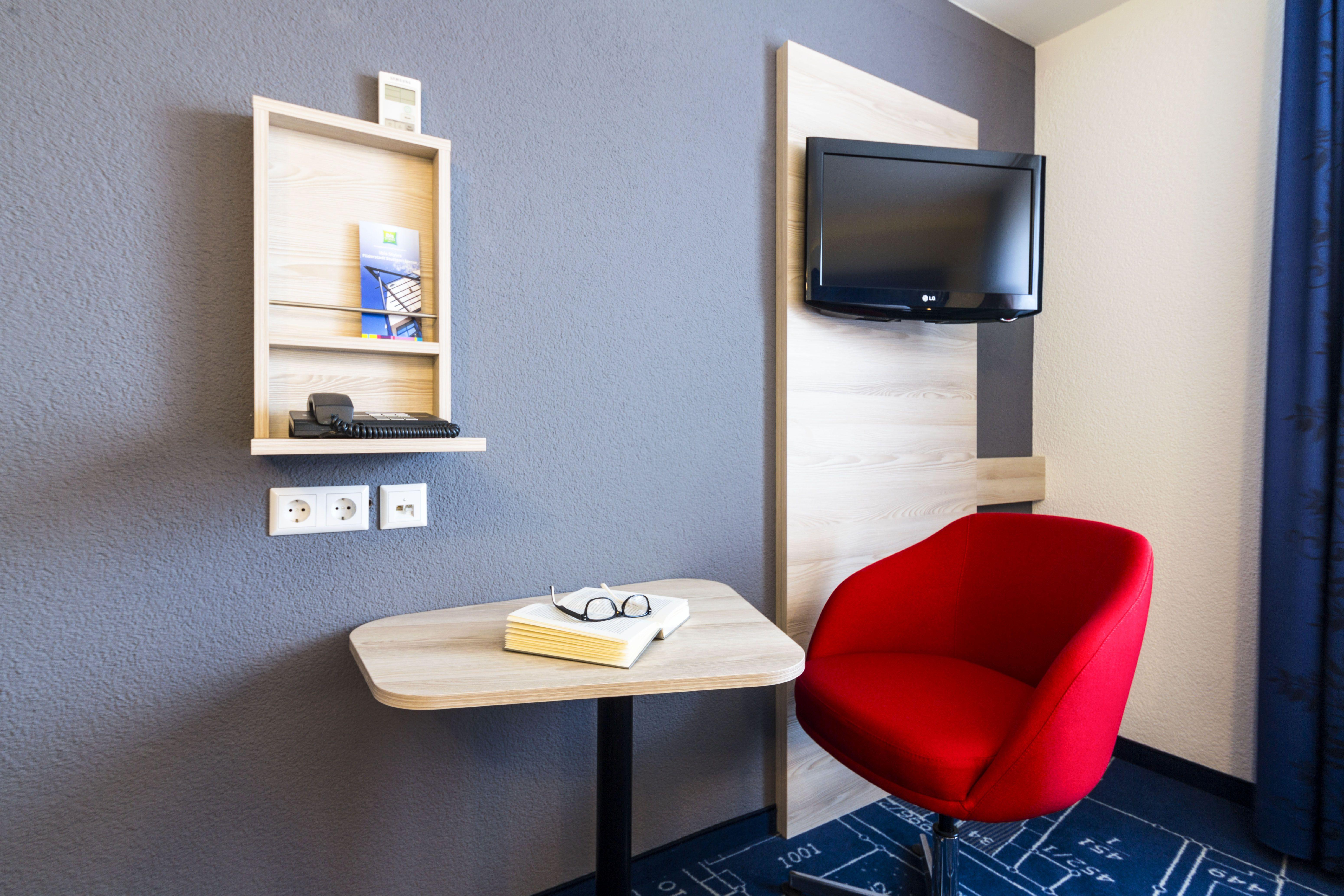 Отель Ibis Styles Filderstadt Stuttgart Messe Экстерьер фото